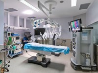 ¿Cuáles son las ventajas de la cirugía robótica Da Vinci?