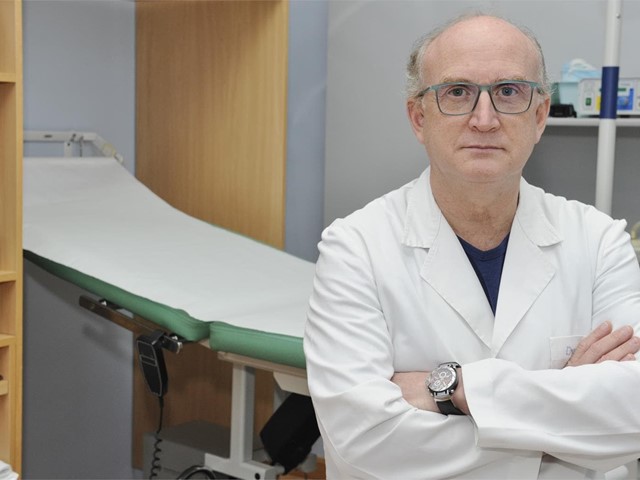 Dr. Parajó Calvo: especialista en el tratamiento de las hemorroides